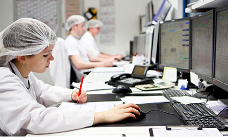 L'air comprimé débité par les compresseurs Kaeser répond aux normes sanitaires rigoureuses de la production agroalimentaire